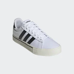 ADIDAS Daily 4.0