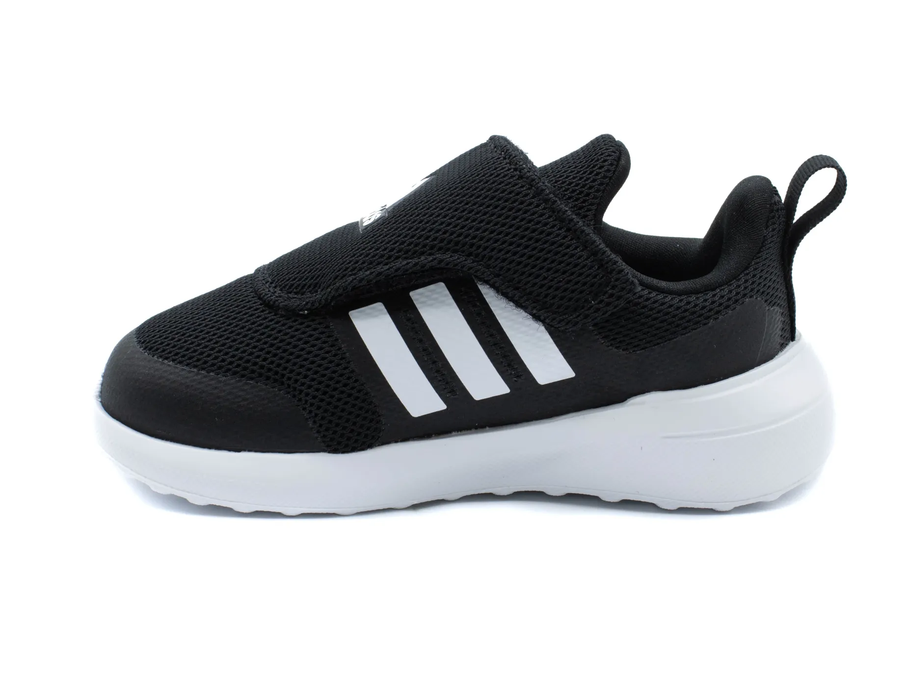 ADIDAS Forta Run 2.0.