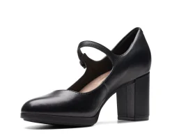 CLARKS Bayla Nora