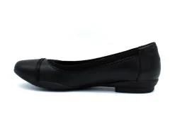 CLARKS Sara Bay Flat