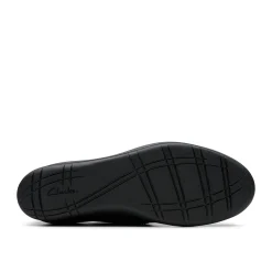 CLARKS Suttyn Walk