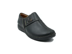 CLARKS Un Loop Ave