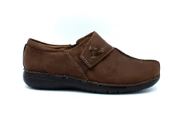 CLARKS Un Loop Ave slip-on