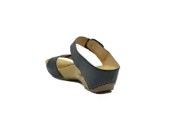 DANSKO Tanya