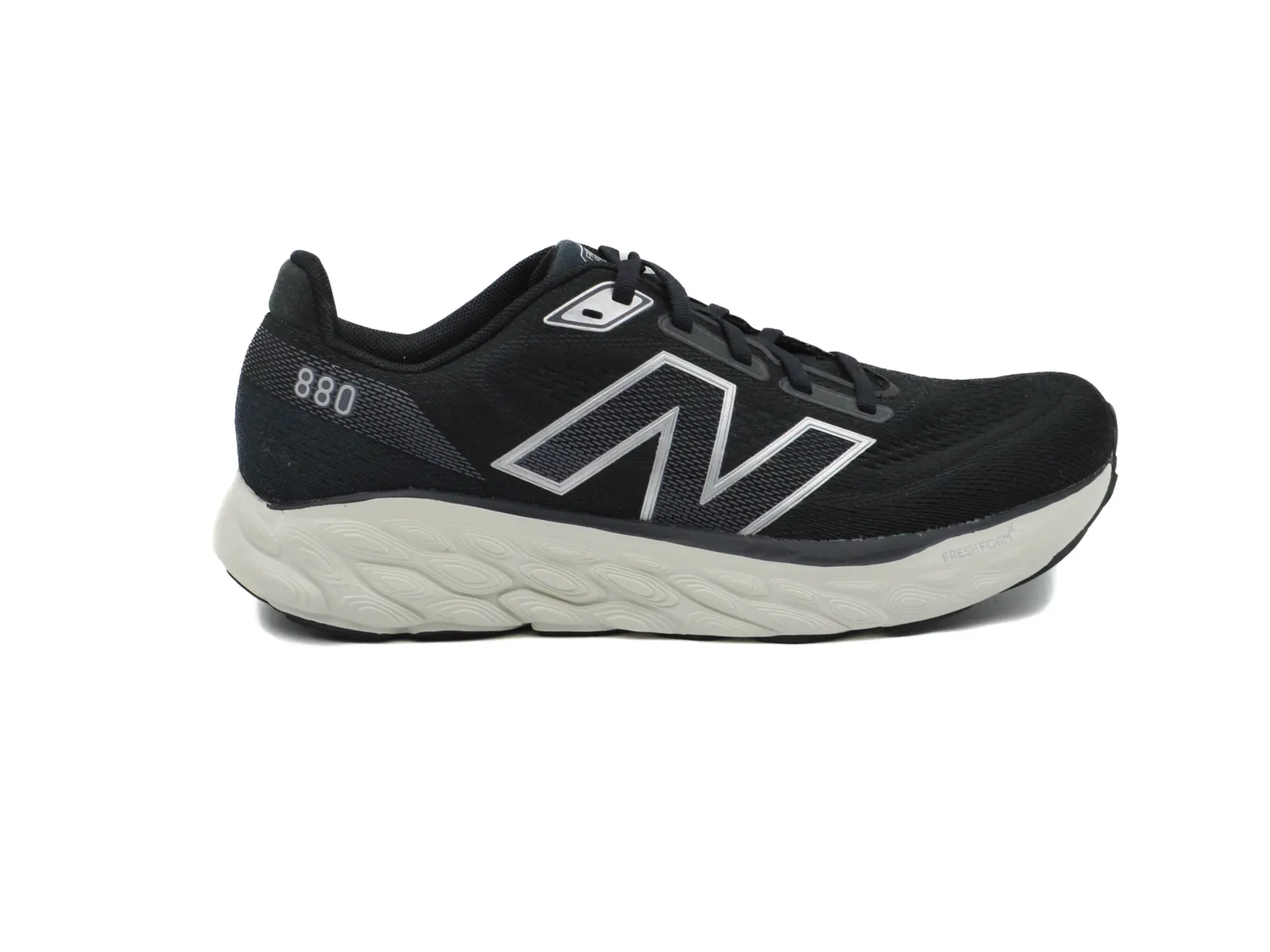 NEW BALANCE M880B14