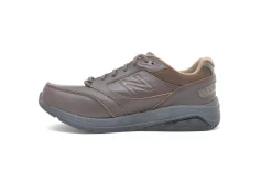 New Balance 928v3