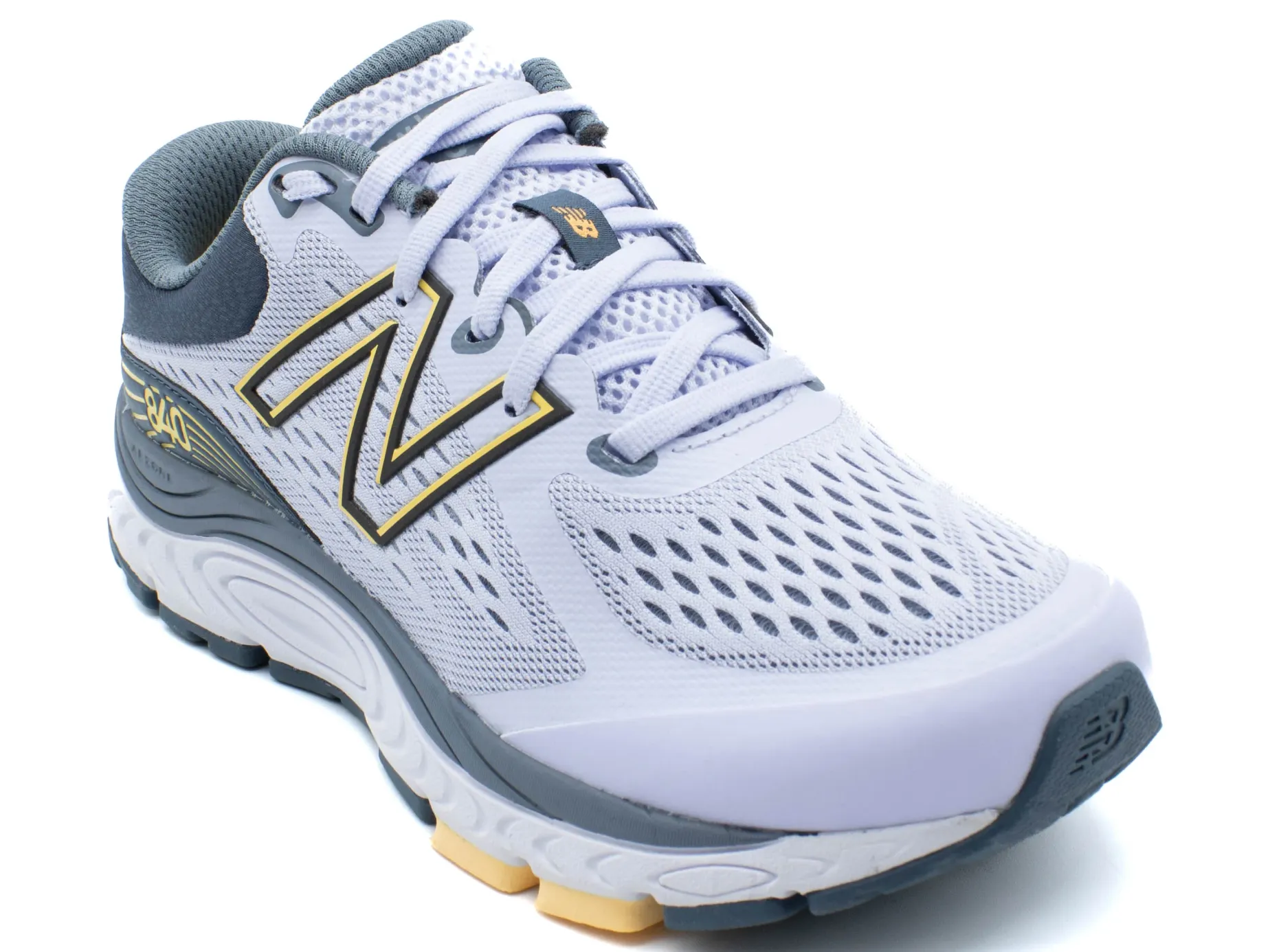 NEW BALANCE 840 V5