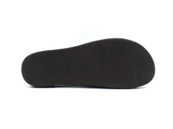 REEF Cushion Court