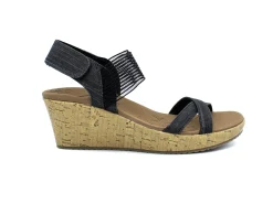 SKECHERS Beverlee Casual Outing