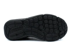 UNDER ARMOUR  Assert 10