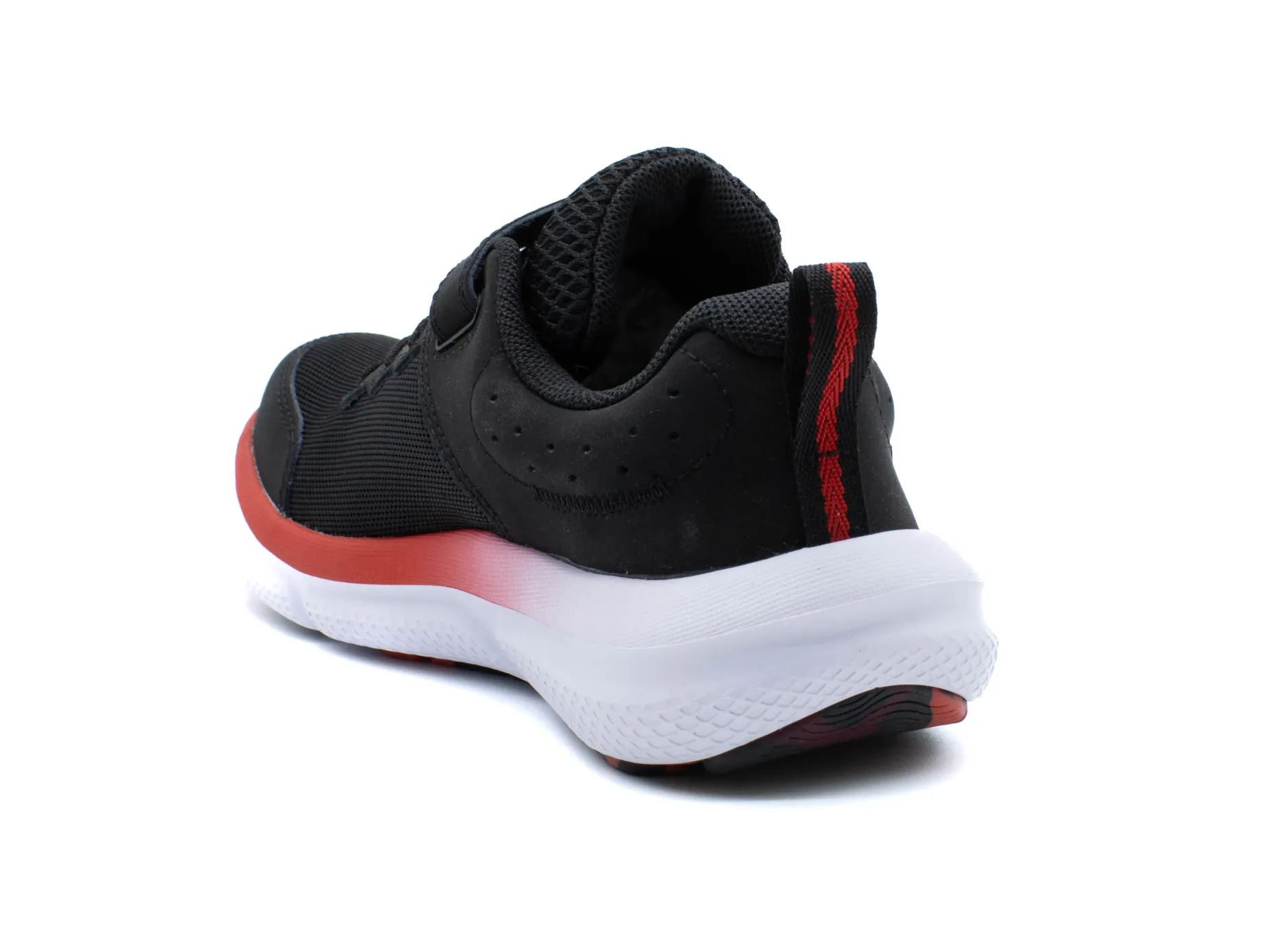 UNDER ARMOUR Assert 10