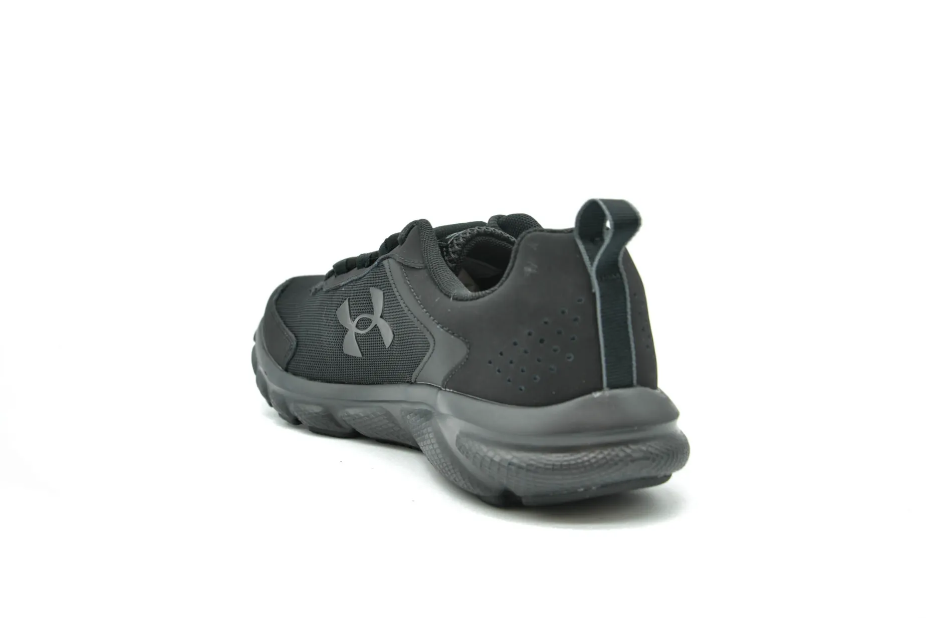 UNDER ARMOUR Charged Assert 9