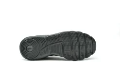 UNDER ARMOUR Charged Assert 9