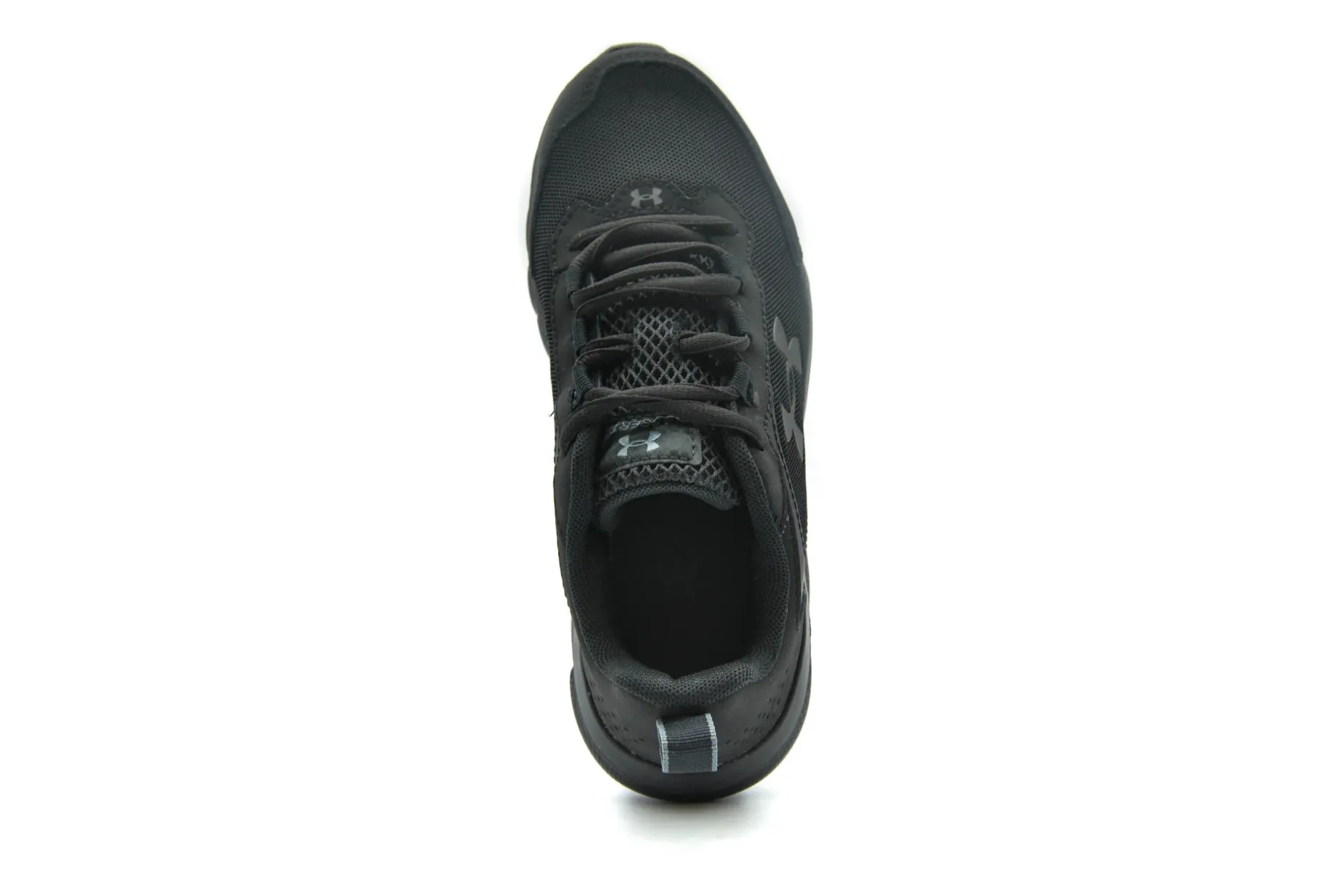 UNDER ARMOUR Charged Assert 8