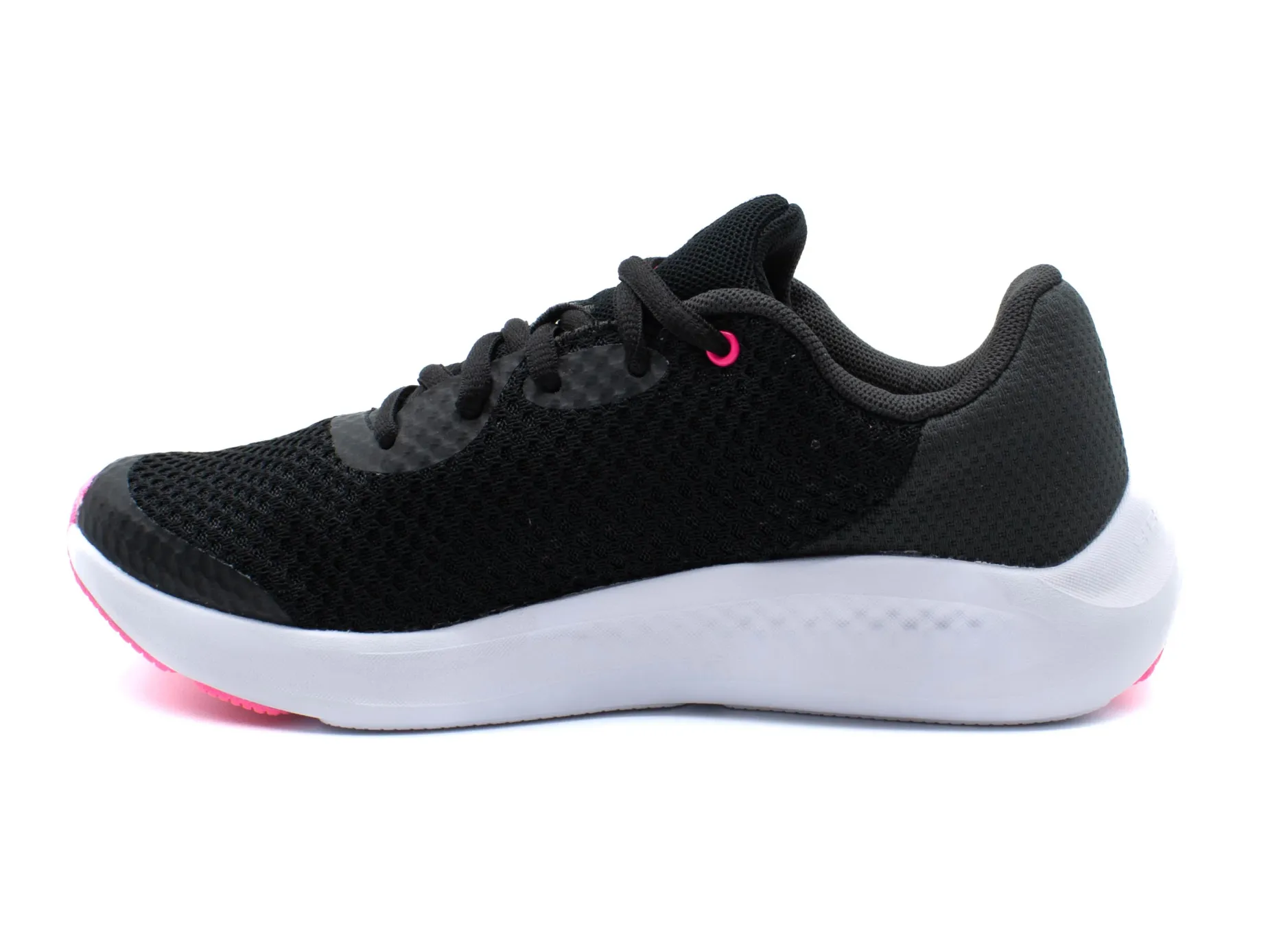 UNDER ARMOUR Charge Pursuit 3